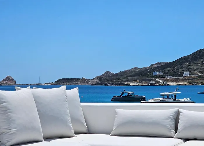 بيت للعطل Milos Aquabliss Beachfront بولونيا