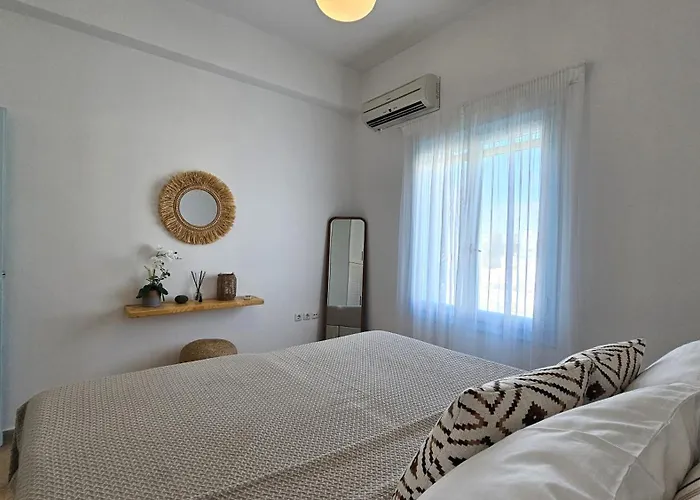 Milos Aquabliss Beachfront بيت للعطل