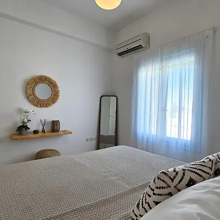 Milos Aquabliss Beachfront בית נופש