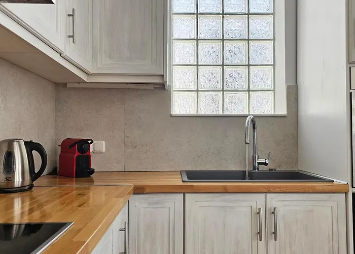 Semesterbostad Milos Aquabliss Beachfront Pollonia