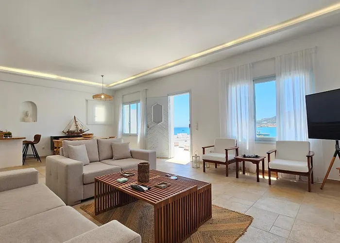 Milos Aquabliss Beachfront * Pollonia